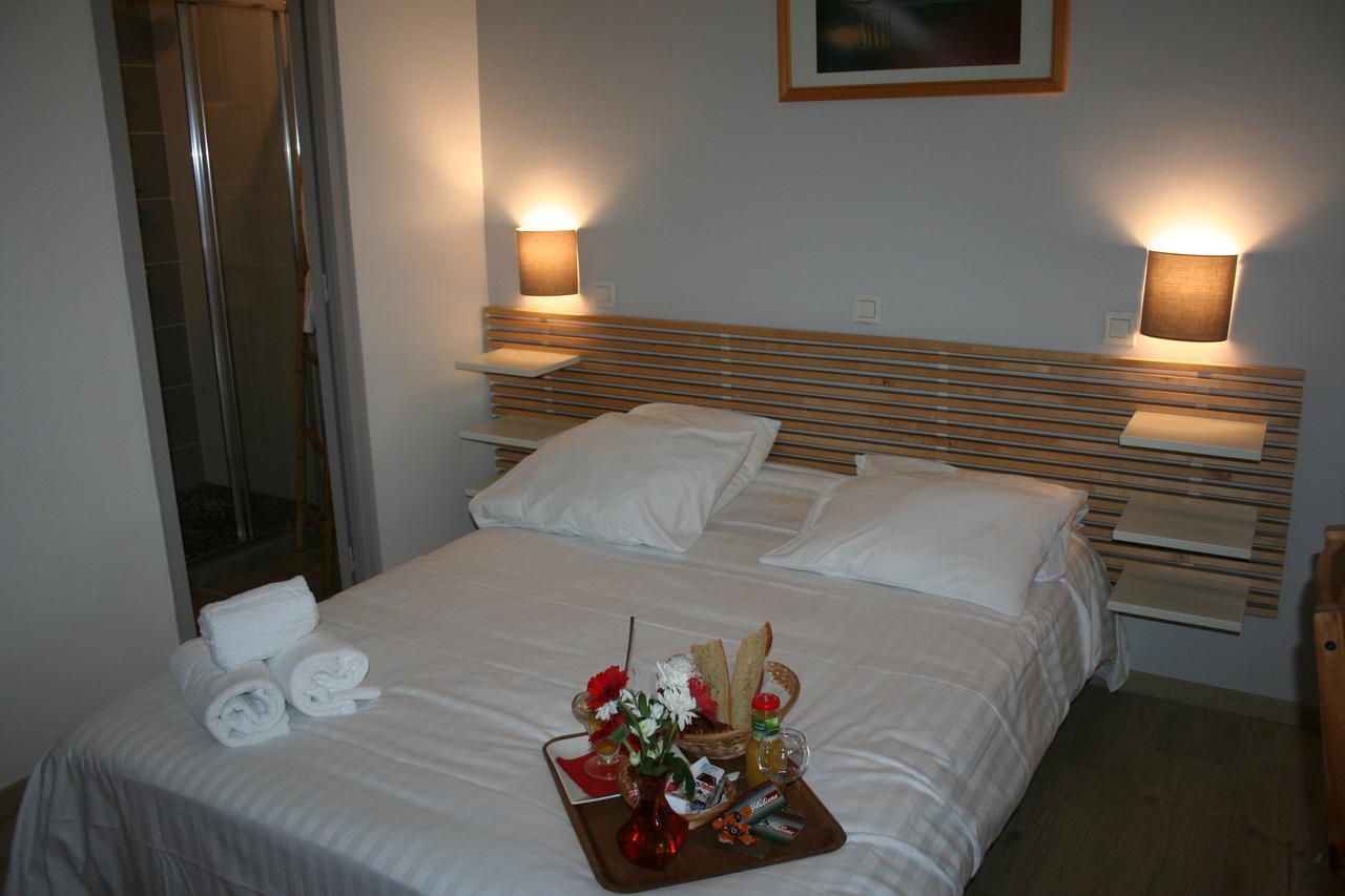 Hotel Les Italiens Бискаррос Номер фото